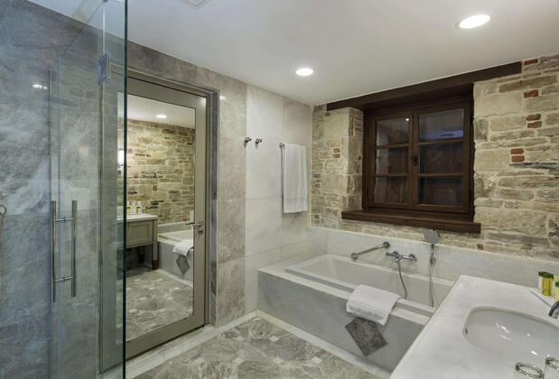 DoubleTree by Hilton Kuşadası - Görsel 30