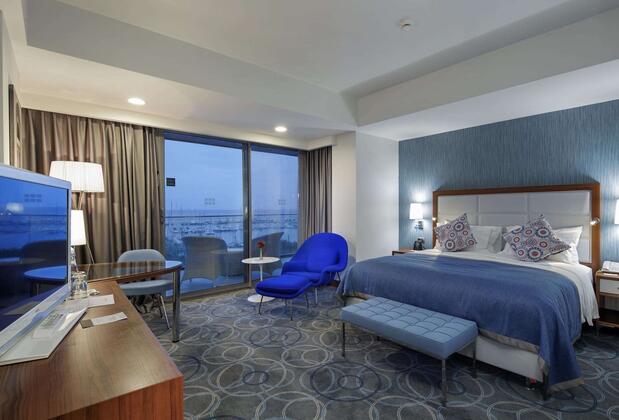 DoubleTree by Hilton Kuşadası - Görsel 8