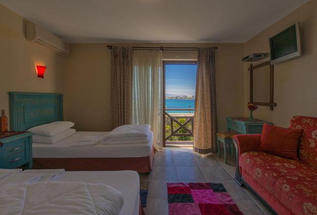 Castelino Akyarlar Boutique Hotel - Görsel 13