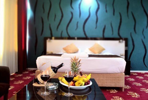 Golden King Otel - Görsel 6