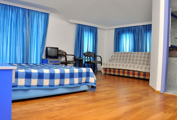 Blue Night Hotel - Görsel 18