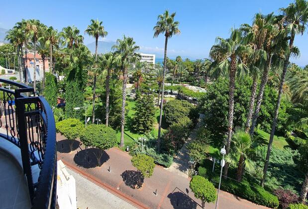 Karikatur Bi Hotel - Görsel 23