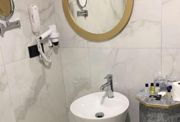 Karikatur Bi Hotel - Görsel 18