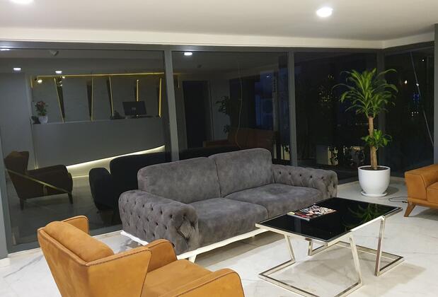 Karikatur Bi Hotel - Görsel 3