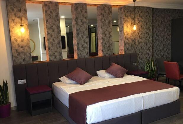 Karikatur Bi Hotel - Görsel 13