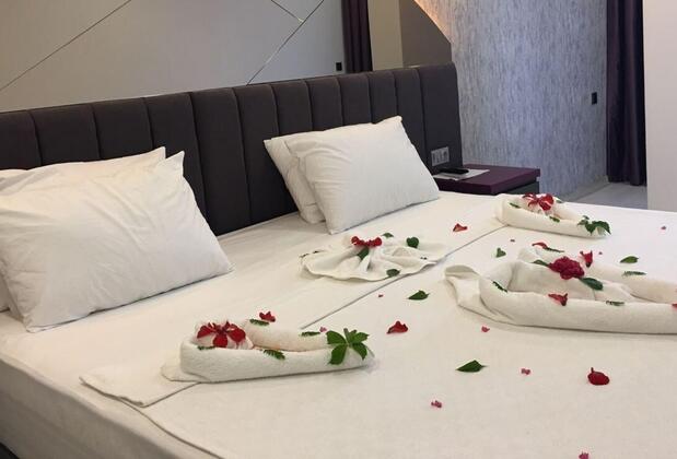 Karikatur Bi Hotel - Görsel 11