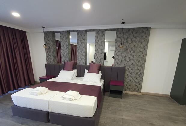 Karikatur Bi Hotel - Görsel 4