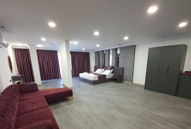 Karikatur Bi Hotel - Görsel 8