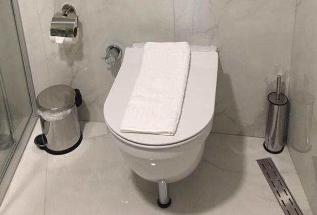 Karikatur Bi Hotel - Görsel 16