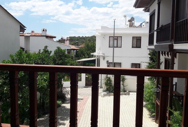 Suzi Apart - Görsel 3