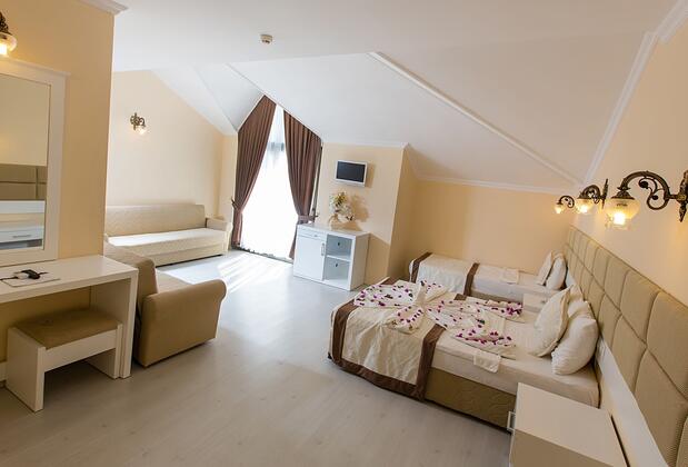 Grand Miramor Hotel - Görsel 9