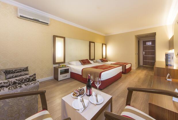 Beach Club Doğanay Otel - Görsel 21