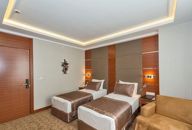 Glorious Hotel - Görsel 26