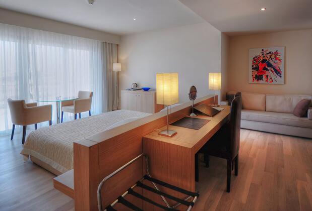 Lvzz Hotel Residences Spa Fitness Club Bar - Görsel 5