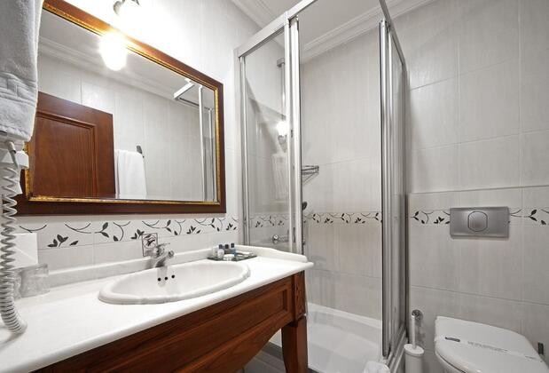 Azade Hotel - Görsel 16