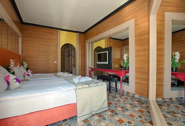 Club Hotel Anjeliq - Görsel 24