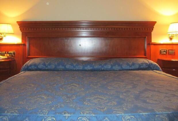 Larissa Inn Hotel - Görsel 9