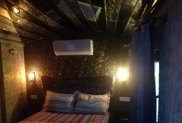 Hotel Enceladus - Görsel 6