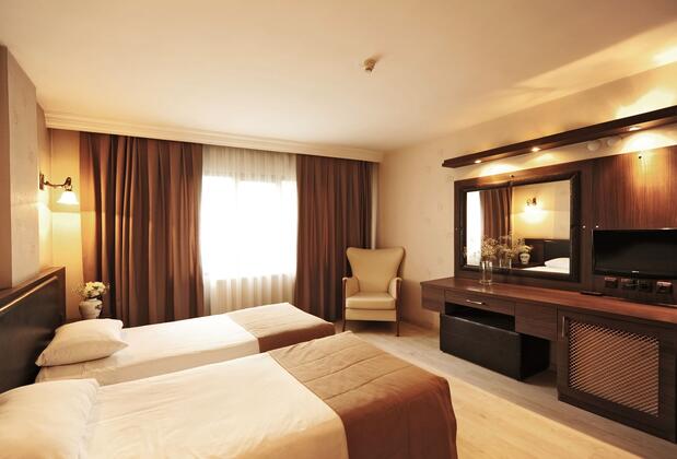 Üstün Hotel Alsancak - Görsel 11