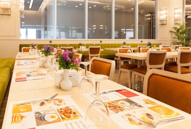 HM Commerce Hotel - Görsel 14