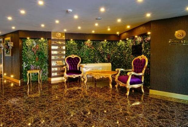 S White Hotel - Görsel 20