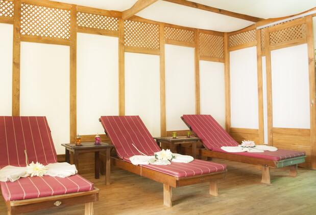 Golden Lotus Hotel - Görsel 10