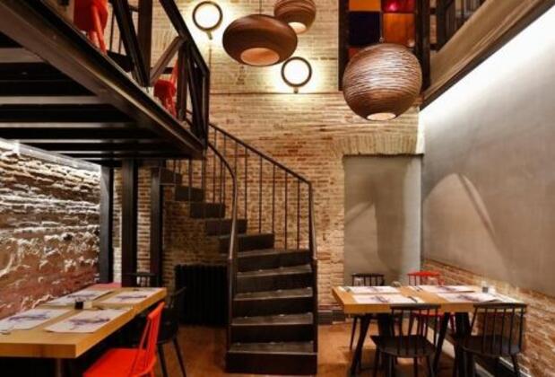 Ikonik The Public - Görsel 11