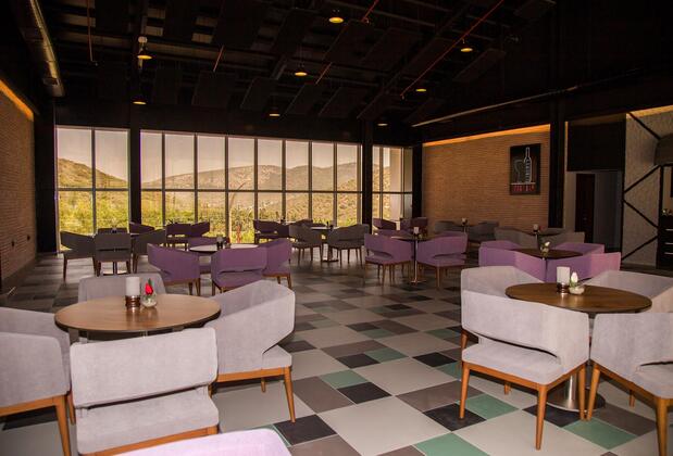 Ramada Hotel & Suites by Wyndham Kuşadası - Görsel 6