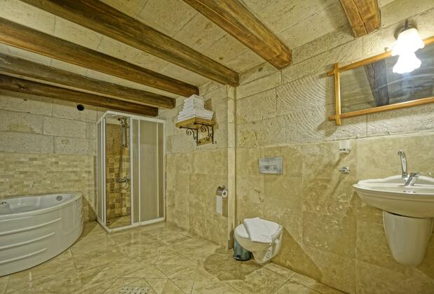 Maron Stone House - Görsel 25