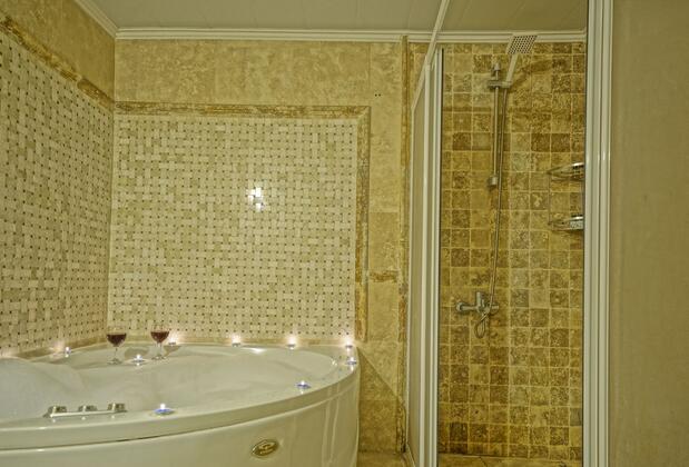 Maron Stone House - Görsel 26