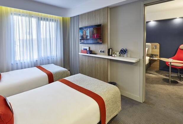 Holiday Inn Express İstanbul Ataköy Metro Otel - Görsel 24