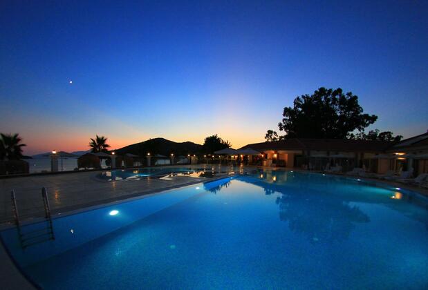 Palm Bay Beach Hotel - Görsel 6