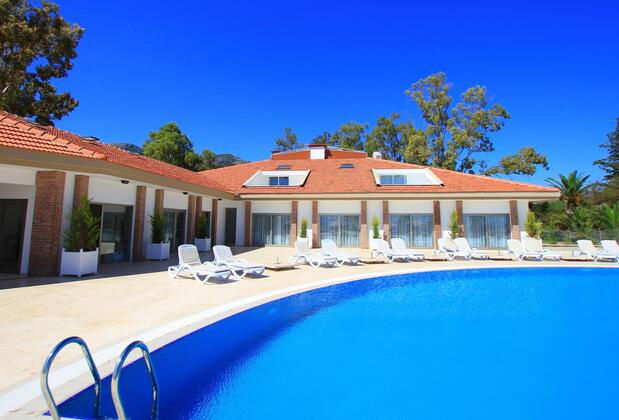 Palm Bay Beach Hotel - Görsel 4