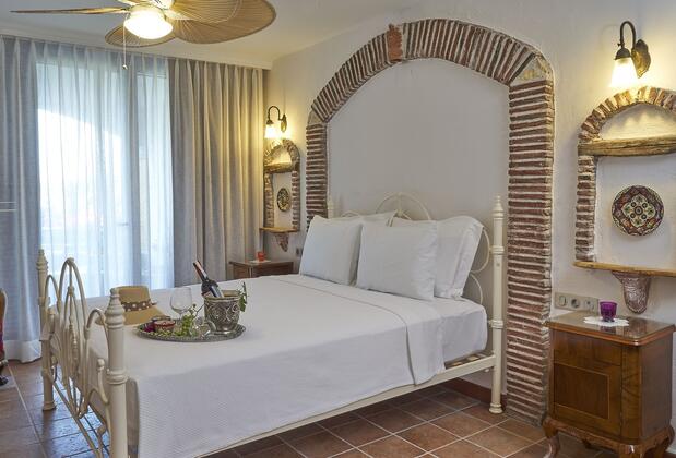 Villa Taraça Romantik Otel - Görsel 34