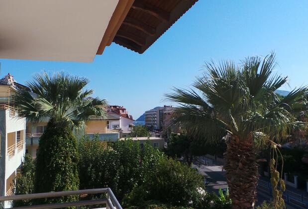 Family Apart - Görsel 16