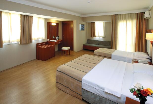 Julian Club Hotel - Görsel 12