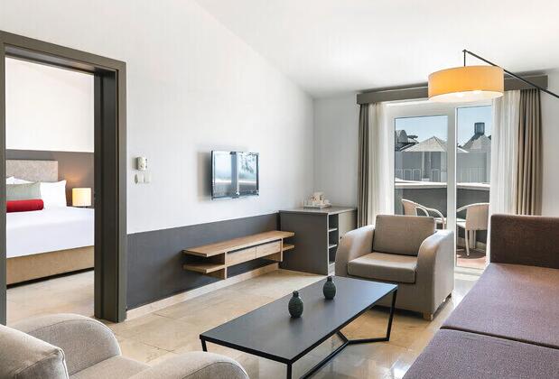 Paloma Perissia - Görsel 10