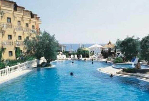 Club Hotel Gültur - Görsel 33