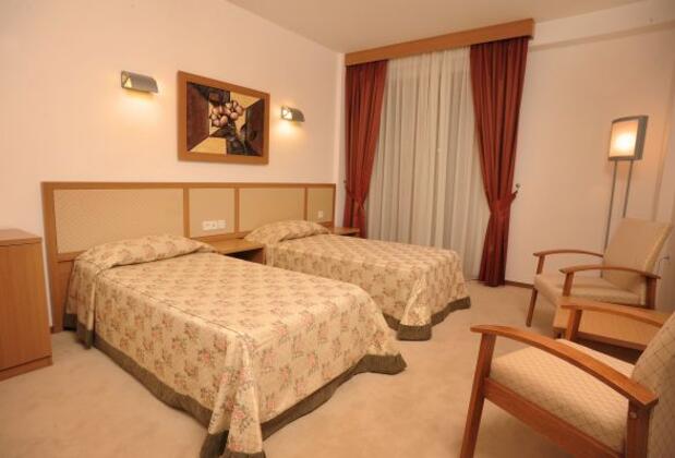 Yalova Termal Kaplıcaları Gökçedere - Görsel 15