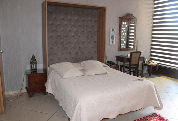 Bella View Art Boutique Hotel - Görsel 11