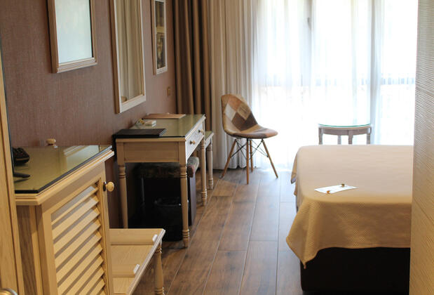 Bella View Art Boutique Hotel - Görsel 18