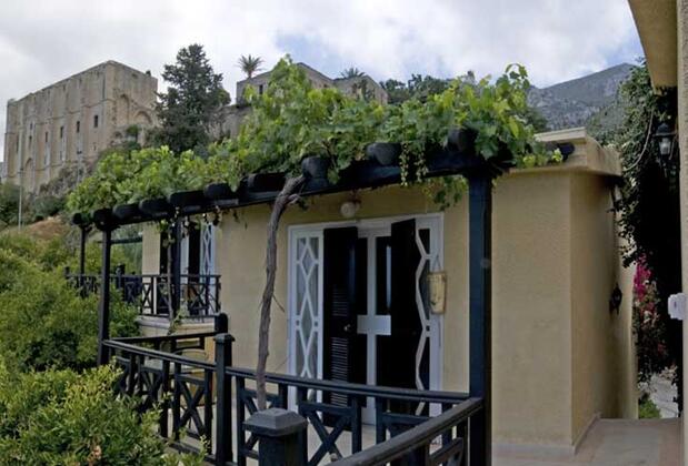 Bellapais Gardens Hotel - Görsel 3