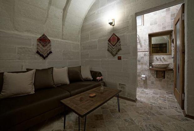 Artemis Cave Suites - Görsel 25