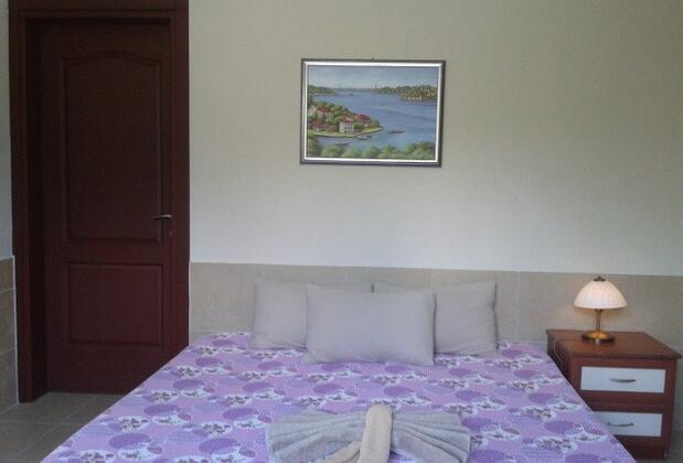 Rose Apart - Görsel 4