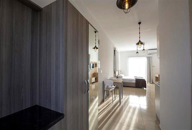 Deniz Airport Suites - Görsel 16