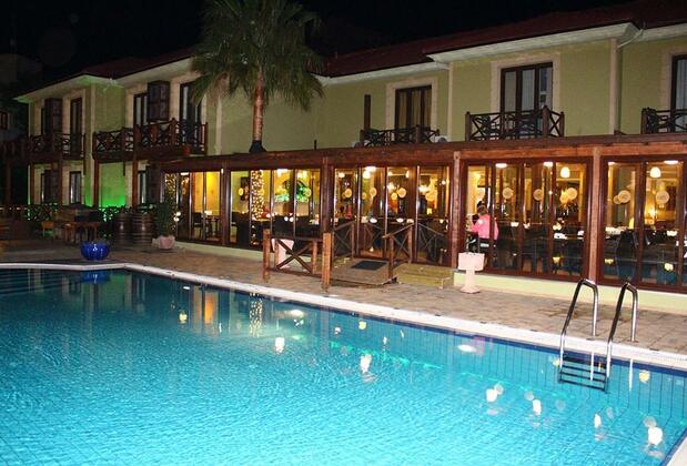 Bella View Art Boutique Hotel - Görsel 22