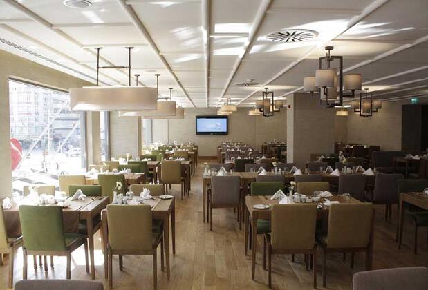 Ramada Hotel & Suites by Wyndham Adana - Görsel 9