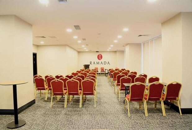 Ramada Hotel & Suites Şişli - Görsel 4