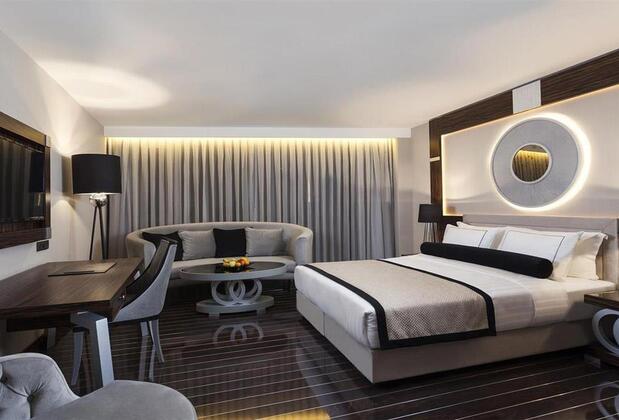 Ramada Hotel & Suites Şişli - Görsel 12