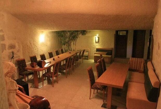 Monastery Cave Hotel - Görsel 6